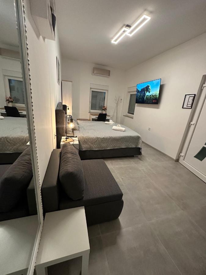 Velika Venite Rooms מראה חיצוני תמונה
